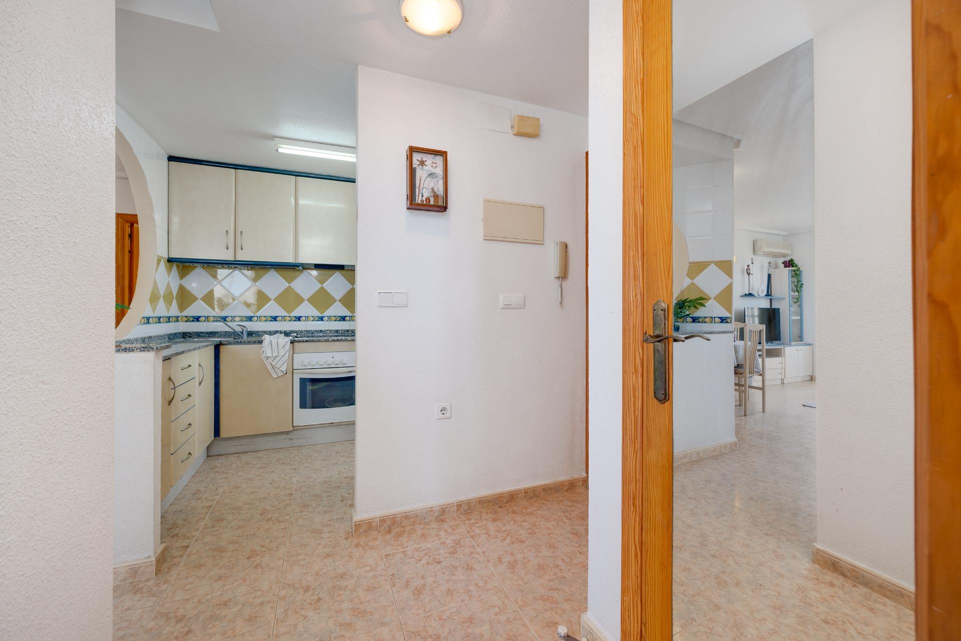 3 Bed, 2 Bath, ApartmentFor Sale, Torrevieja, Alicante