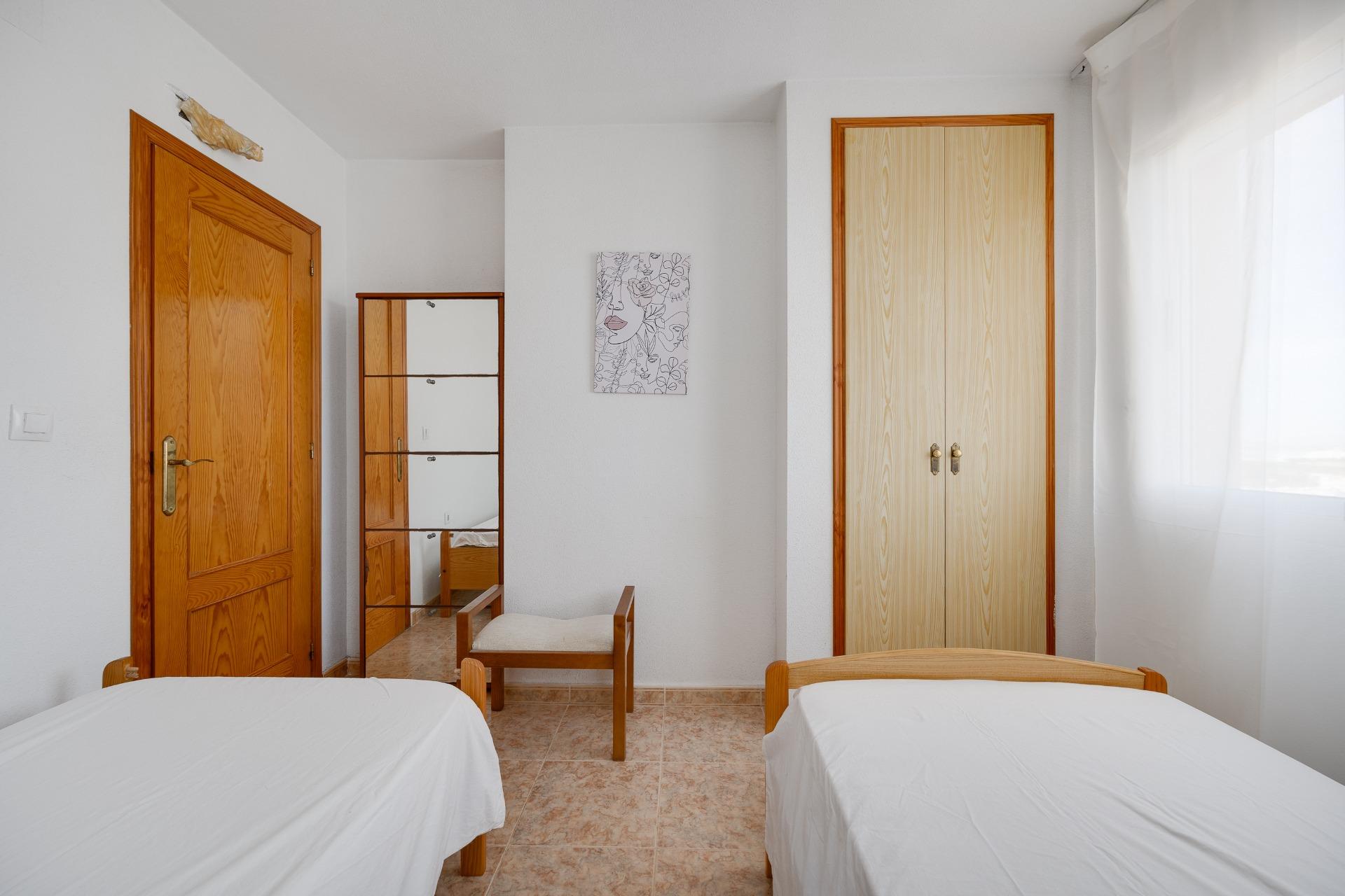 3 Bed, 2 Bath, ApartmentFor Sale, Torrevieja, Alicante