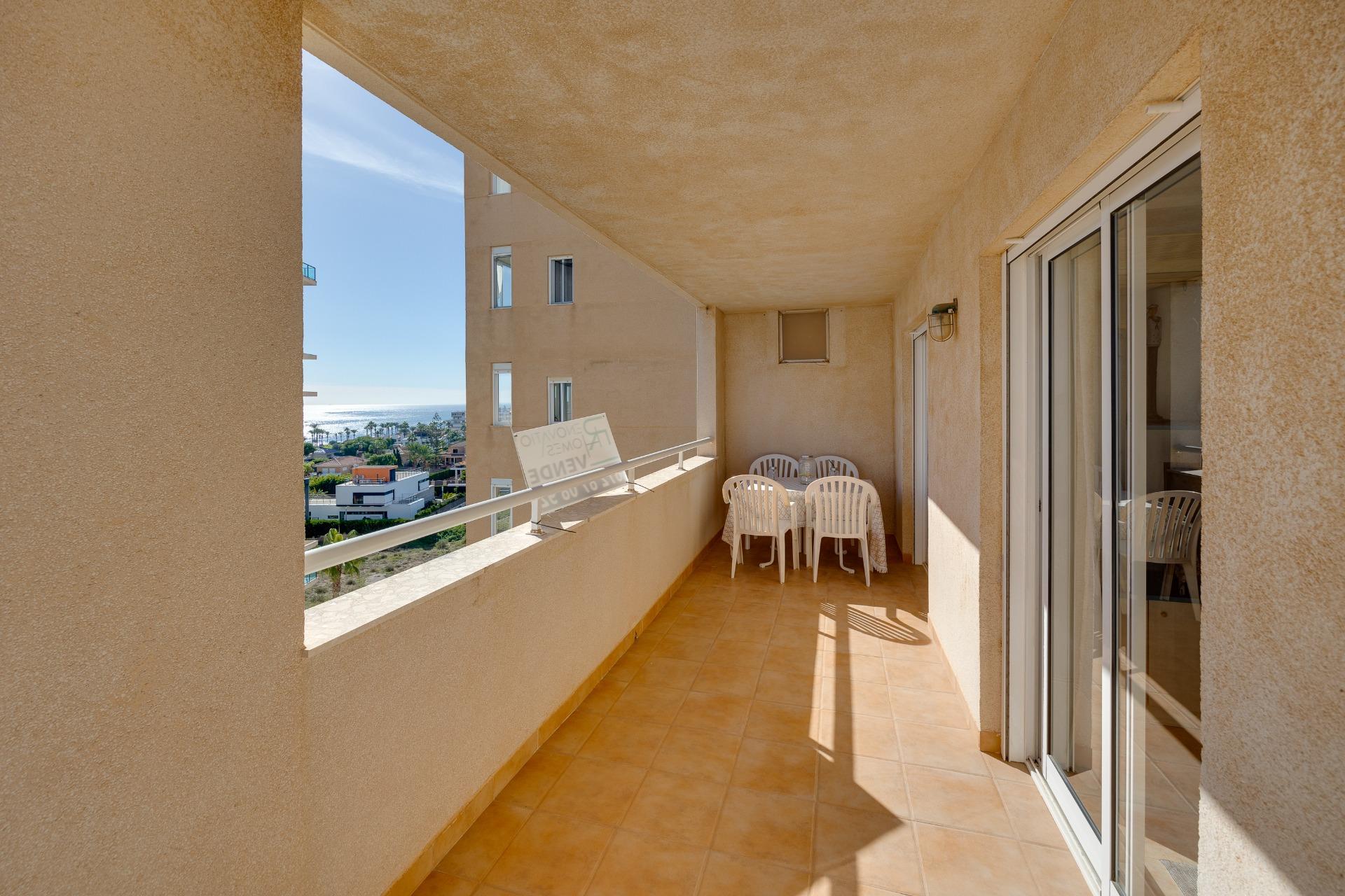 3 Bed, 2 Bath, ApartmentFor Sale, Torrevieja, Alicante