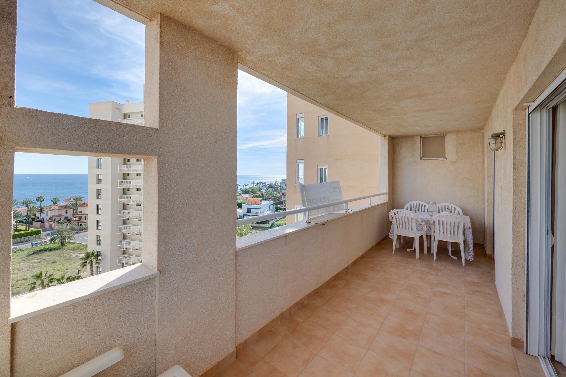 3 Bed, 2 Bath, ApartmentFor Sale, Torrevieja, Alicante