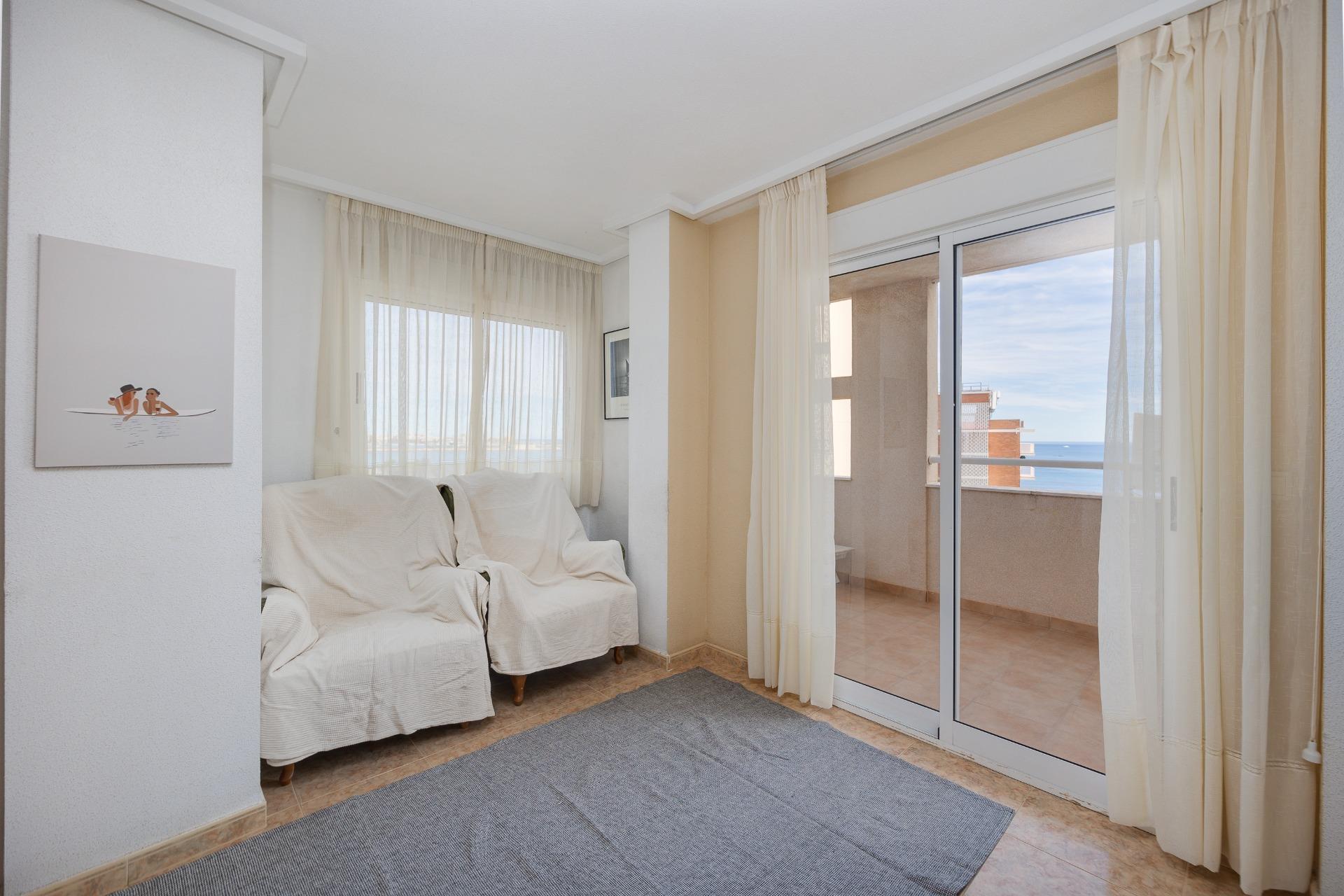 3 Bed, 2 Bath, ApartmentFor Sale, Torrevieja, Alicante