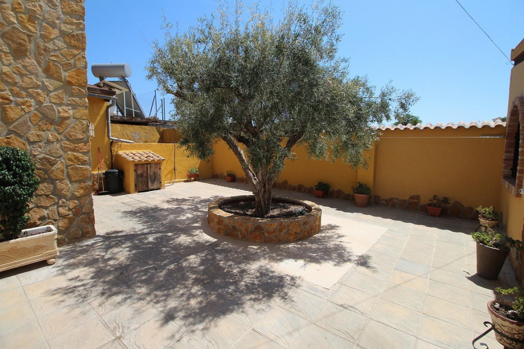 4 Bed, 4 Bath, HouseFor Sale, Bigastro, Alicante