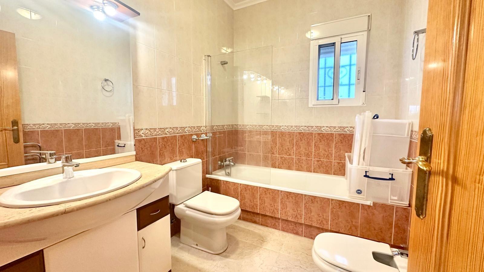 3 Bed, 2 Bath, HouseFor Sale, Bigastro, Alicante