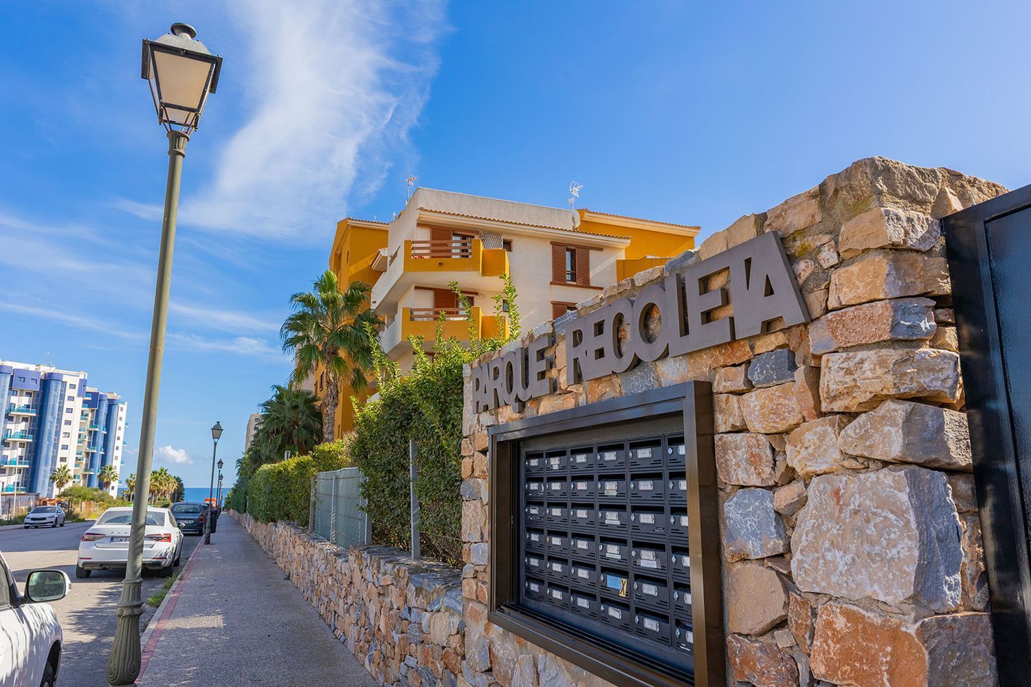 2 Bed, 2 Bath, ApartmentFor Sale, Torrevieja, Alicante