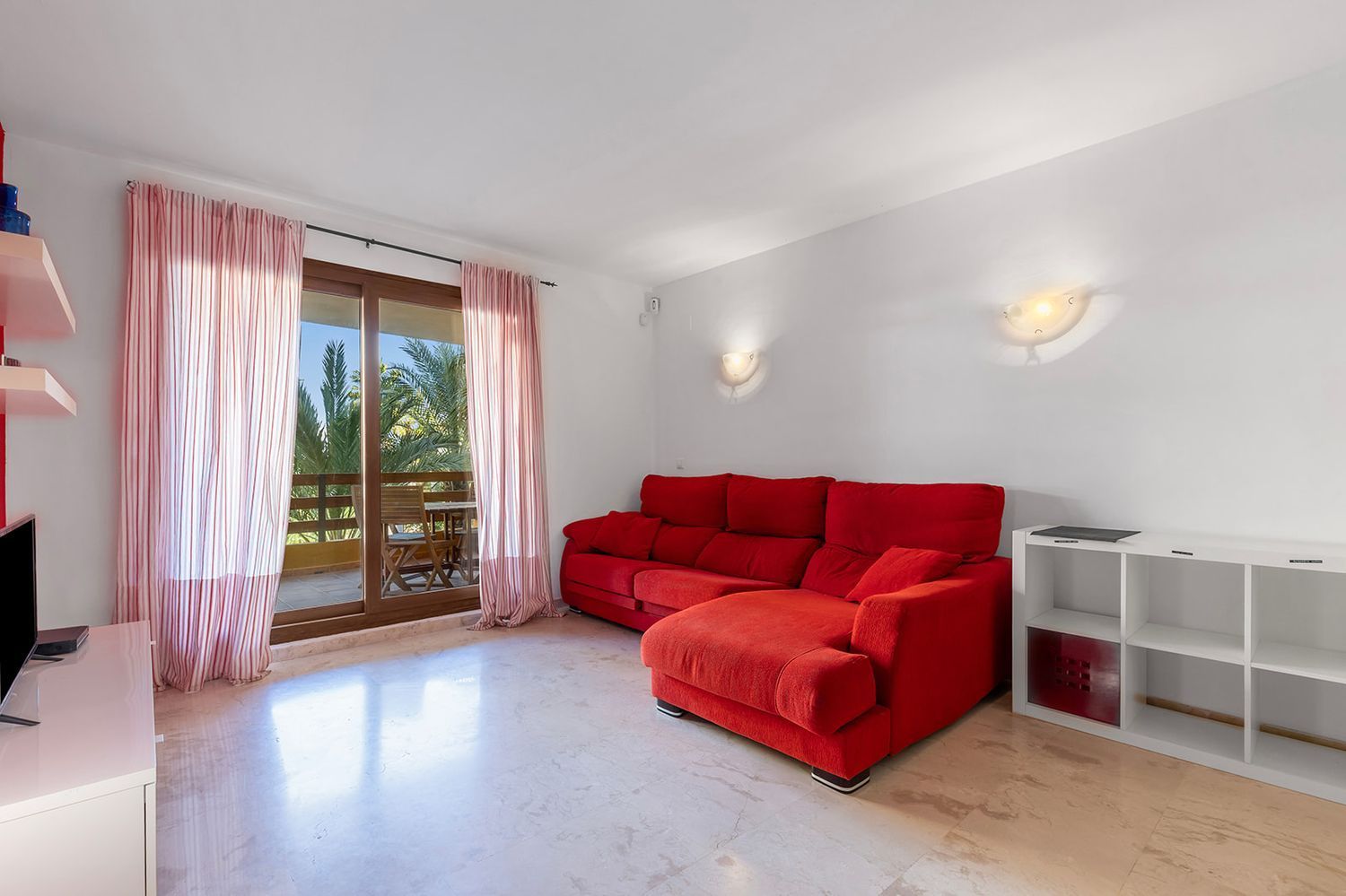 2 Bed, 2 Bath, ApartmentFor Sale, Torrevieja, Alicante