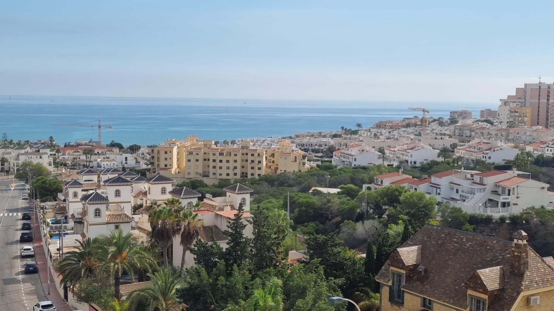 1 Bed, 1 Bath, ApartmentFor Sale, Torrevieja, Alicante