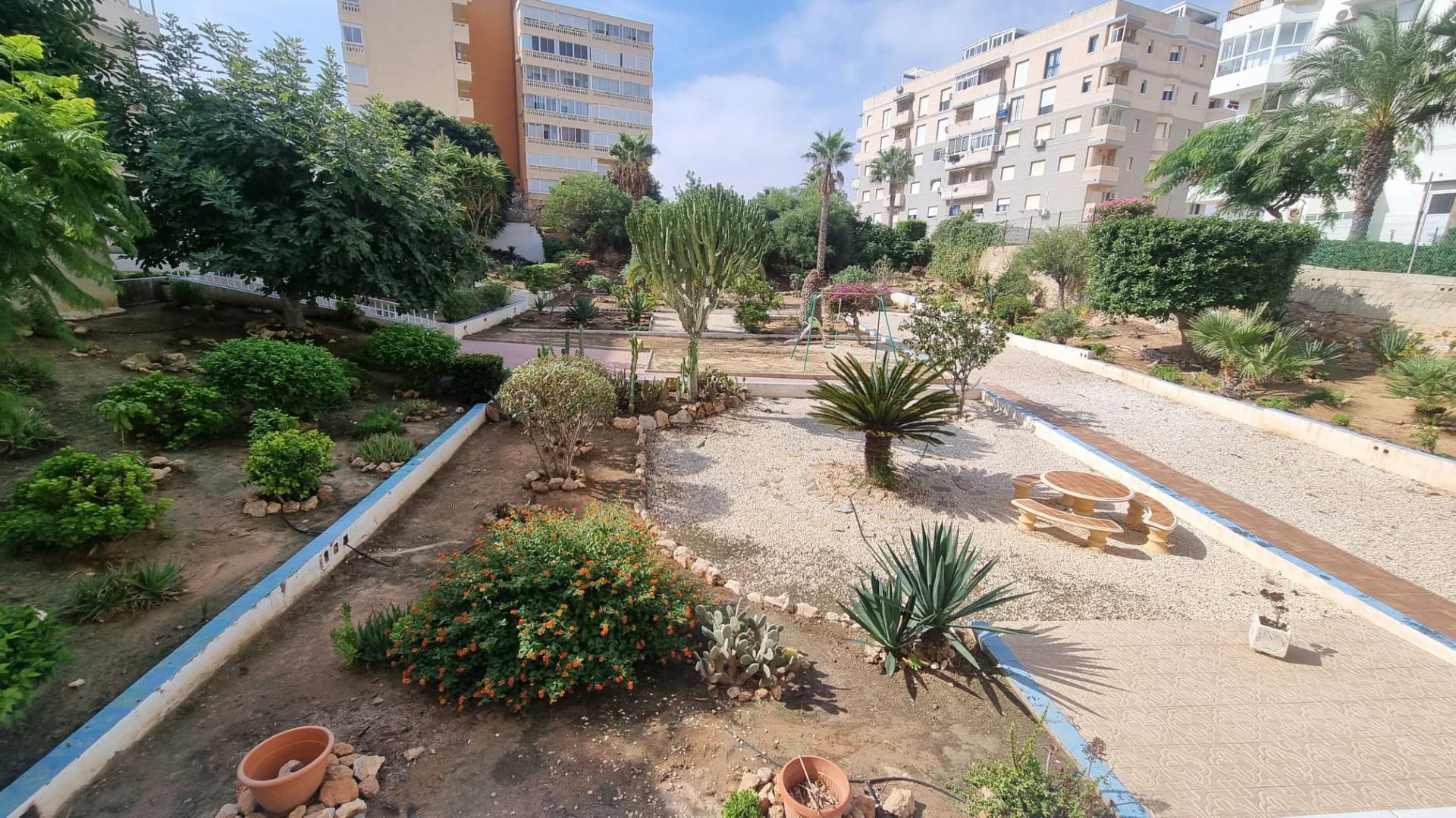 1 Bed, 1 Bath, ApartmentFor Sale, Torrevieja, Alicante