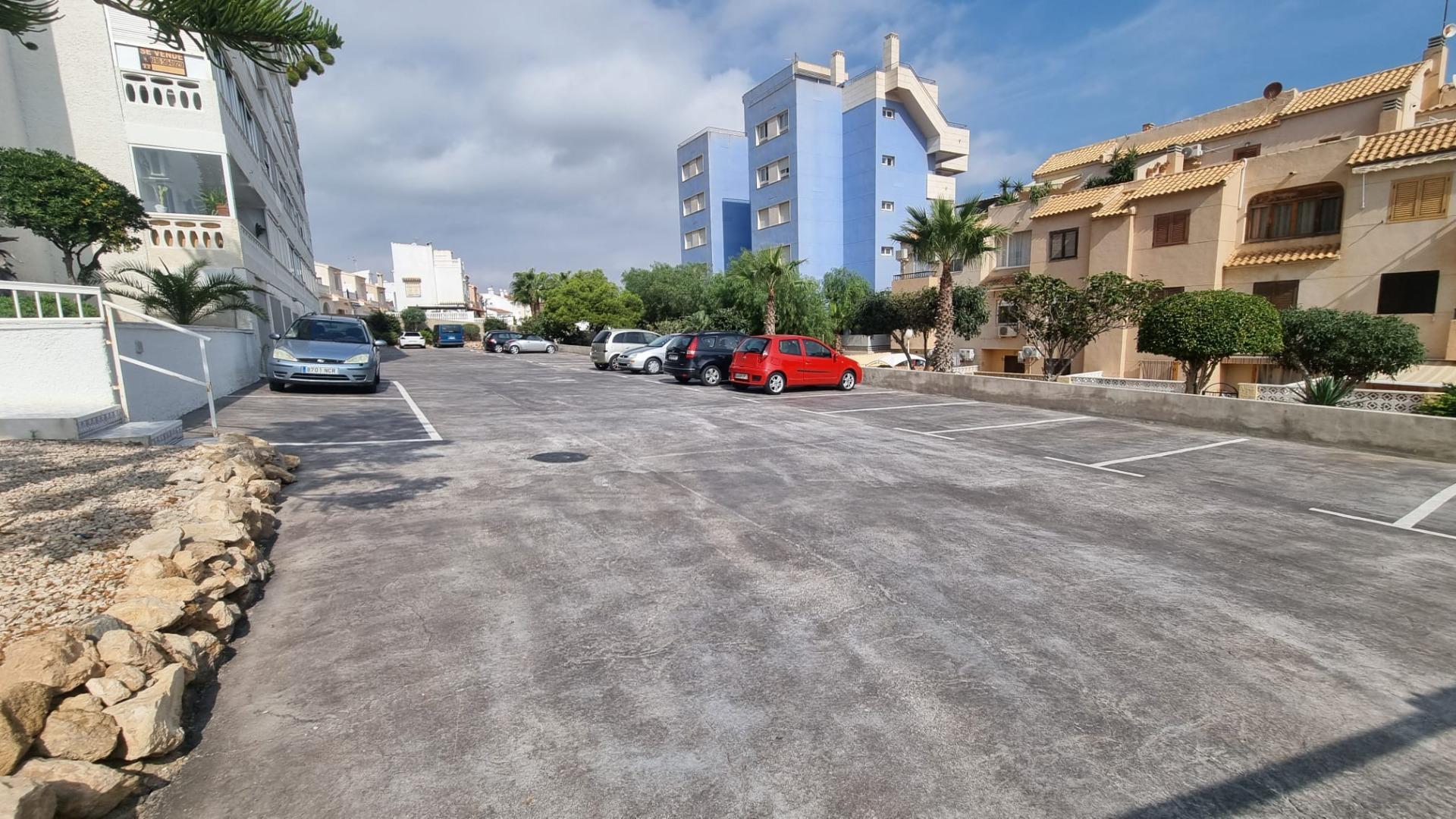 1 Bed, 1 Bath, ApartmentFor Sale, Torrevieja, Alicante