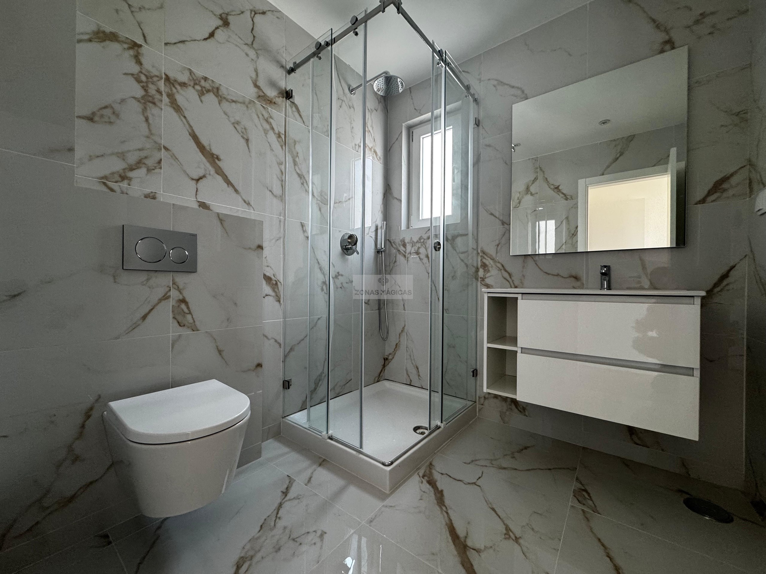 3 Bed, 4 Bath, HouseFor Sale, Vila do Bispo, Faro, 8650-361