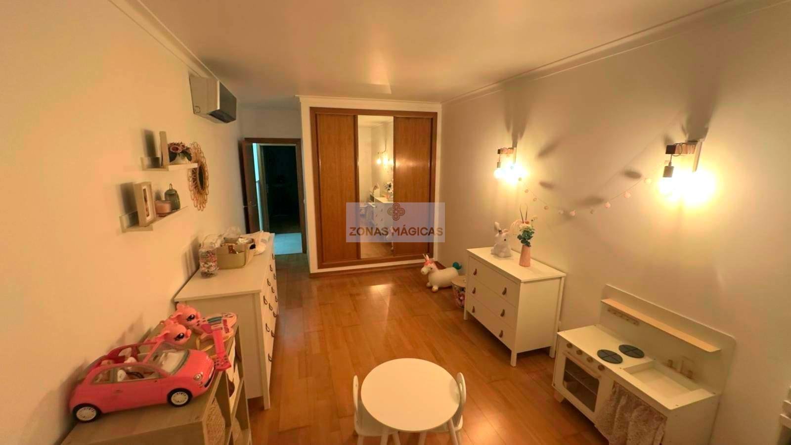 3 Bed, 2 Bath, ApartmentFor Sale, Lagos, Faro, 8600-306