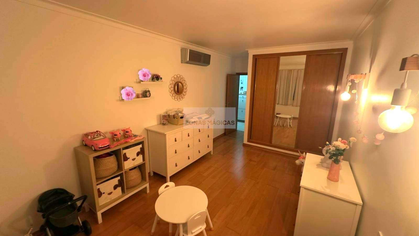 3 Bed, 2 Bath, ApartmentFor Sale, Lagos, Faro, 8600-306