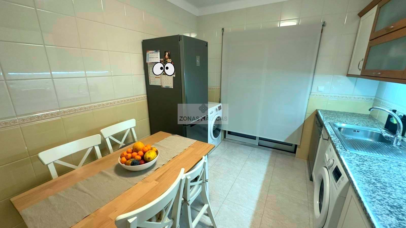 3 Bed, 2 Bath, ApartmentFor Sale, Lagos, Faro, 8600-306