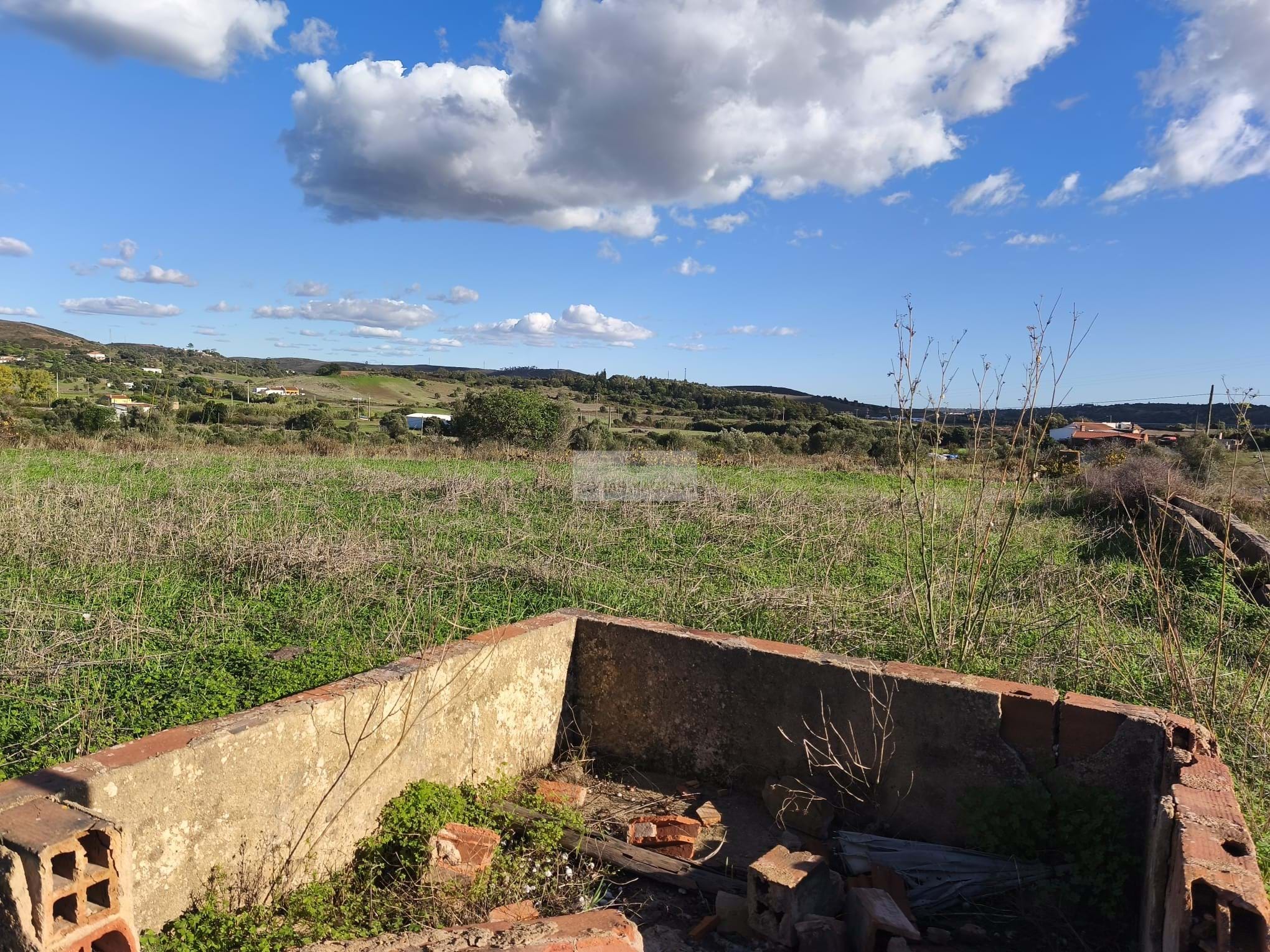 4 Bed, 1 Bath, HouseFor Sale, Lagos, Faro, 8600-069