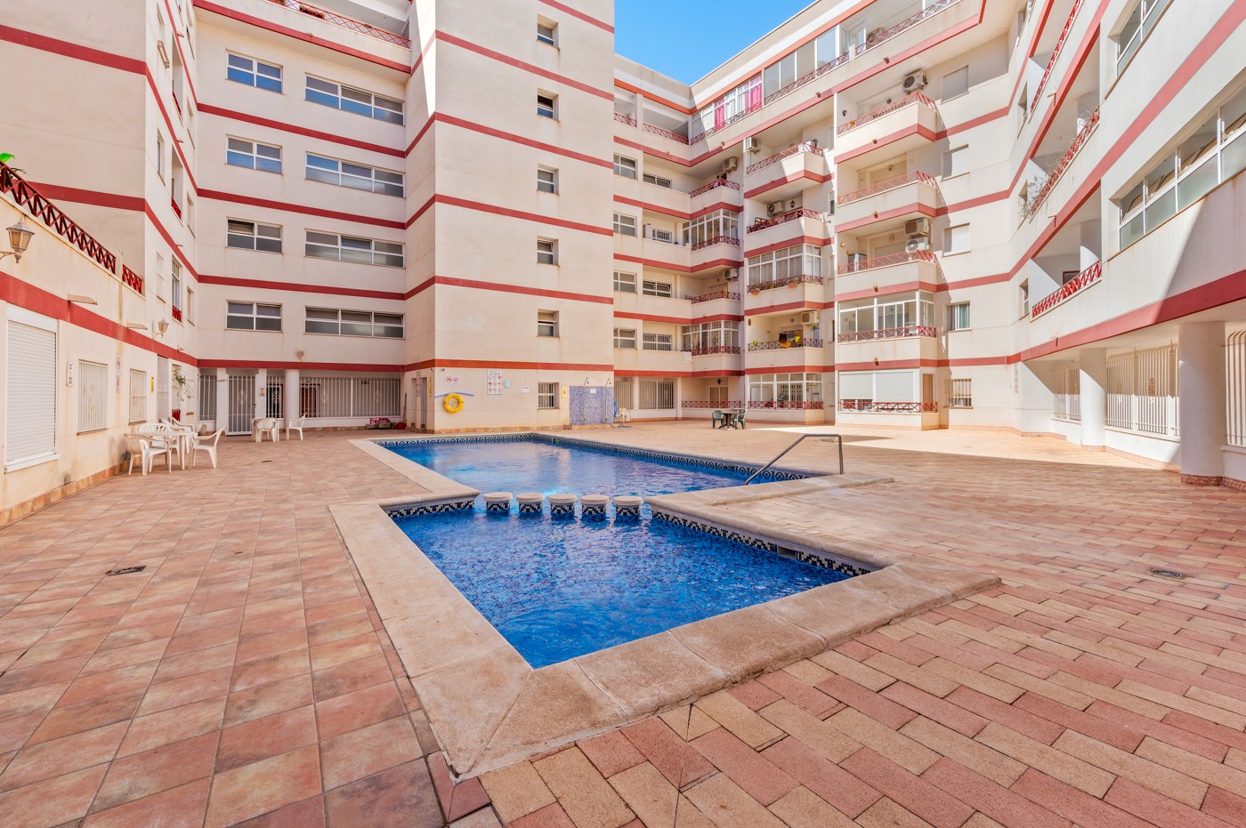 2 Bed, 1 Bath, ApartmentFor Sale, Torrevieja, Alicante