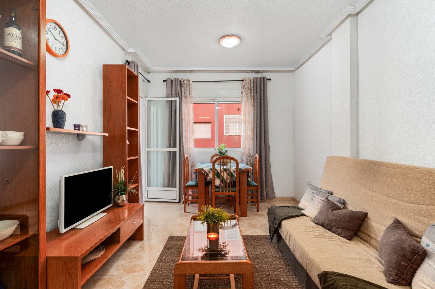 2 Bed, 1 Bath, ApartmentFor Sale, Torrevieja, Alicante