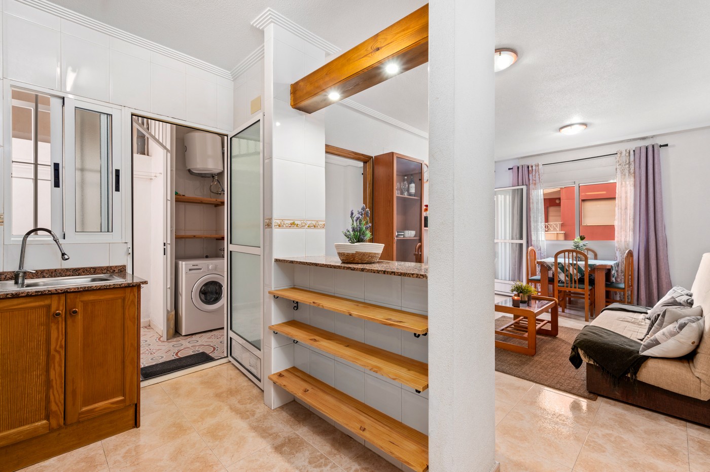 2 Bed, 1 Bath, ApartmentFor Sale, Torrevieja, Alicante