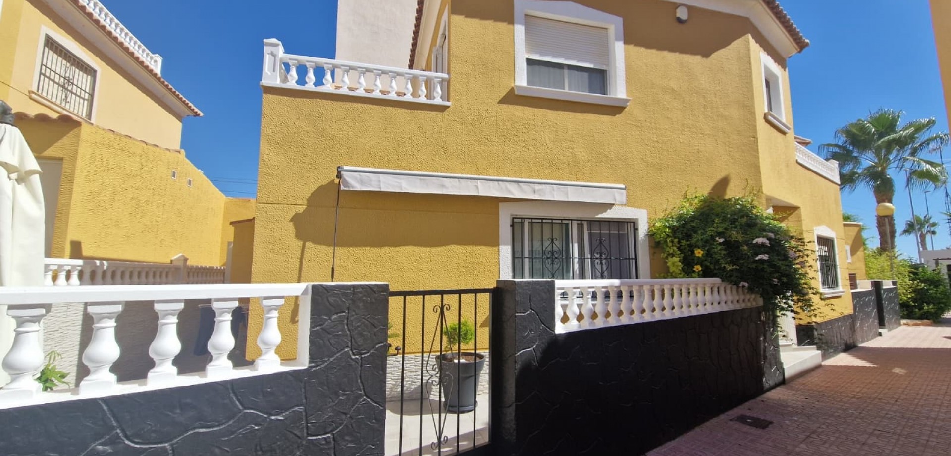 3 Bed, 2 Bath, HouseFor Sale, Orihuela Costa, Alicante