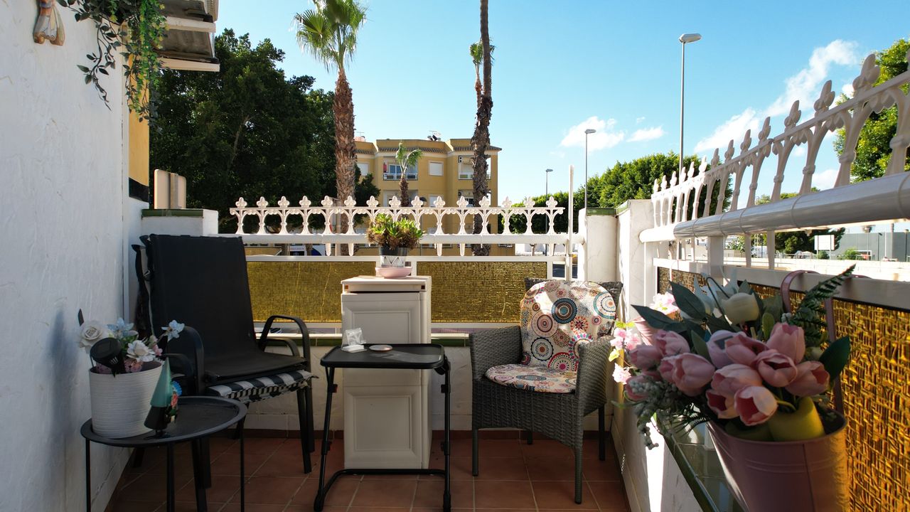 2 Bed, 1 Bath, ApartmentFor Sale, Rojales, Alicante