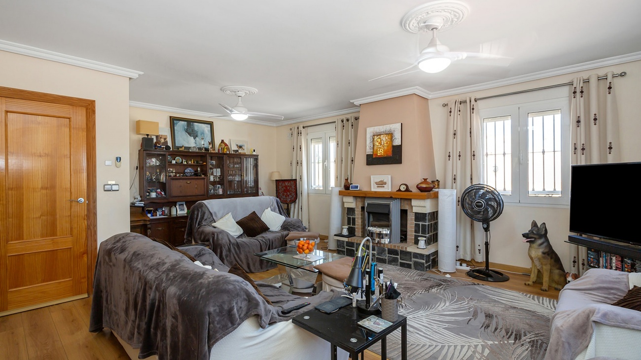 6 Bed, 6 Bath, HouseFor Sale, Torrevieja, Alicante