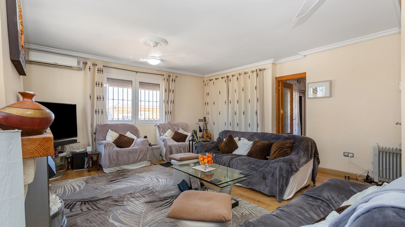 6 Bed, 6 Bath, HouseFor Sale, Torrevieja, Alicante