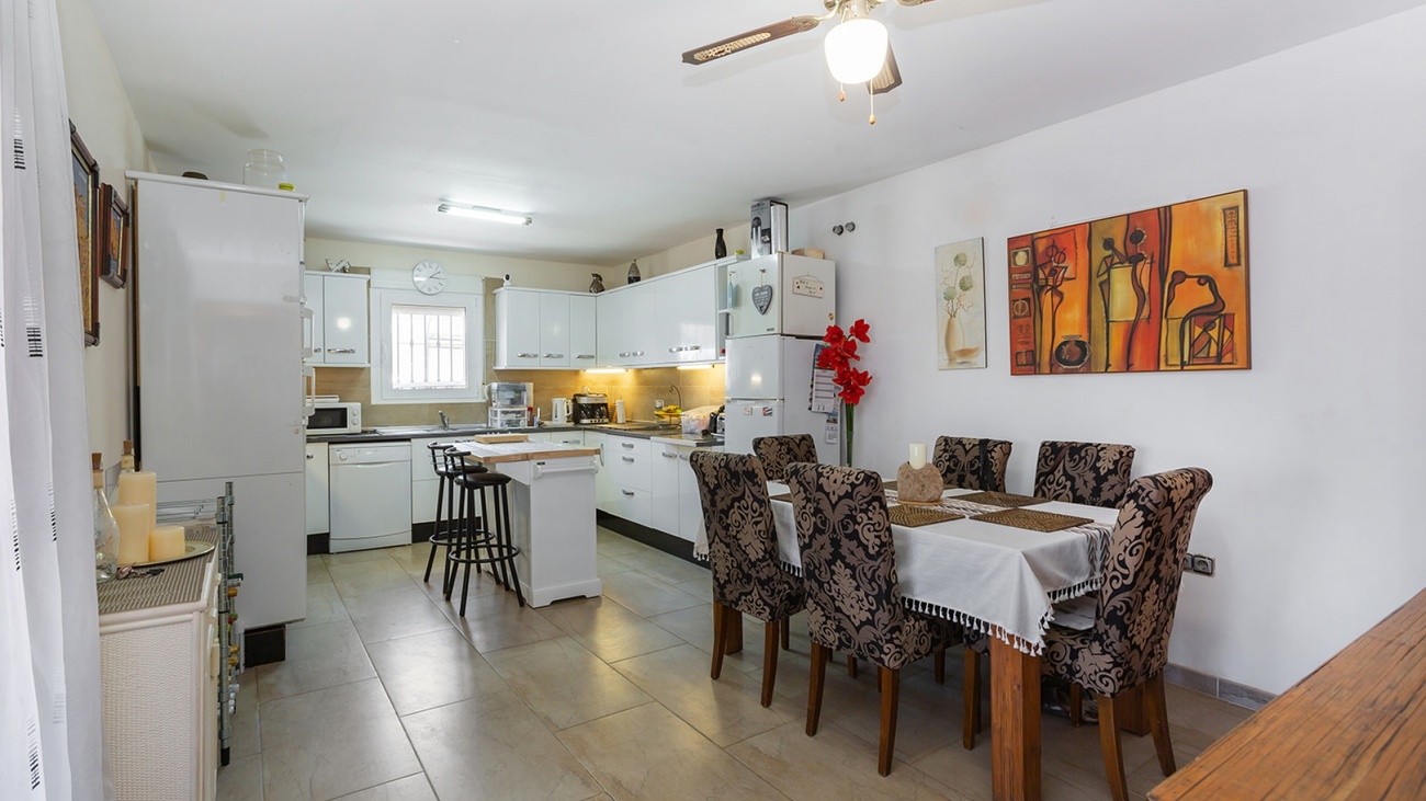 6 Bed, 6 Bath, HouseFor Sale, Torrevieja, Alicante