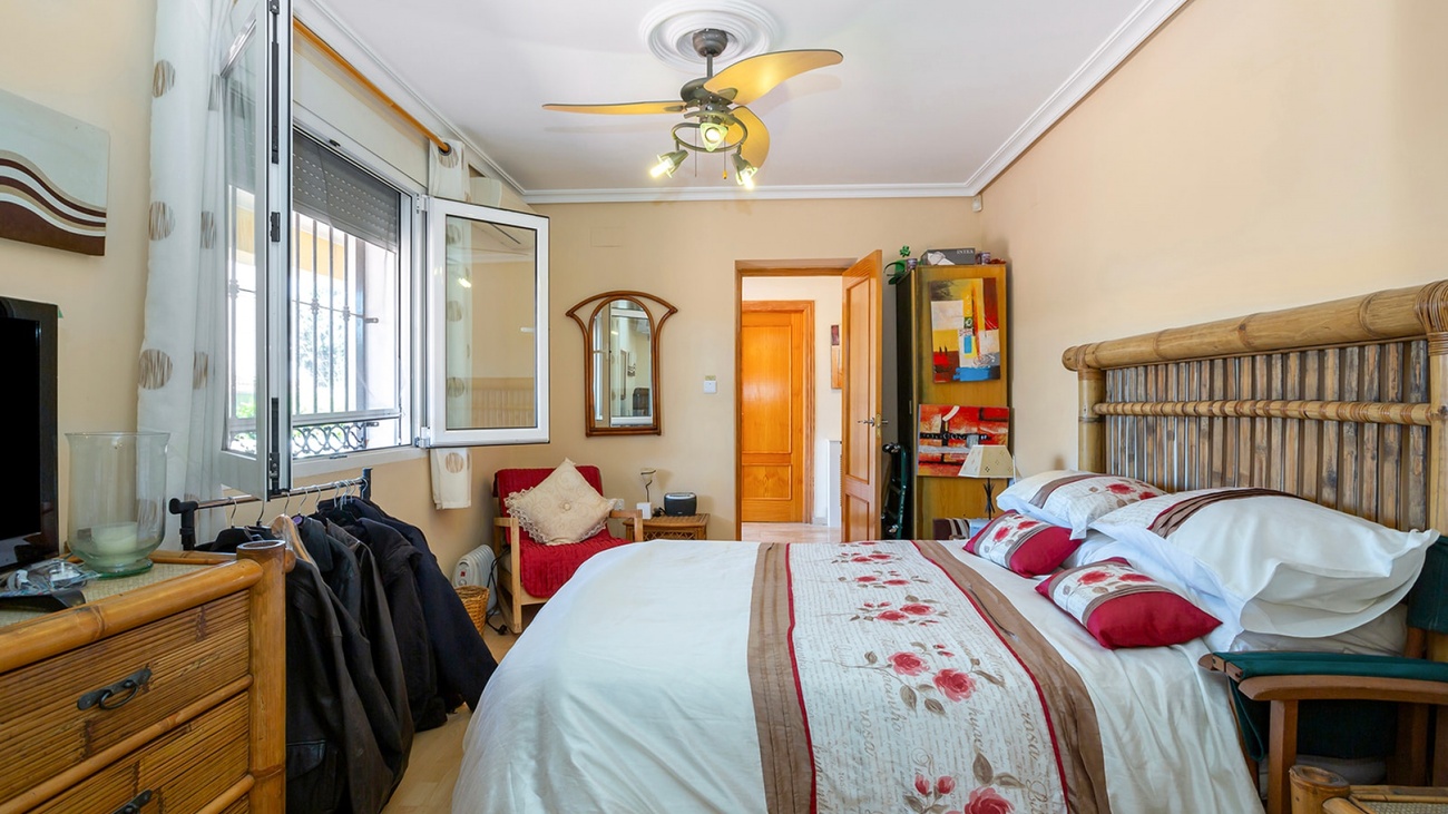 6 Bed, 6 Bath, HouseFor Sale, Torrevieja, Alicante