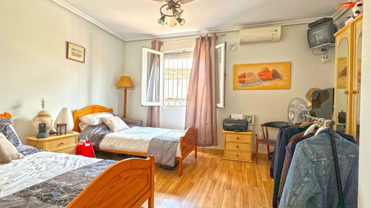 6 Bed, 6 Bath, HouseFor Sale, Torrevieja, Alicante