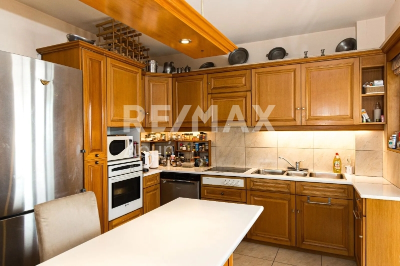 3 Bed, 1 Bath, ApartmentFor Sale, Alsos Ktimatos Siggrou, Marousi, Athens - North
