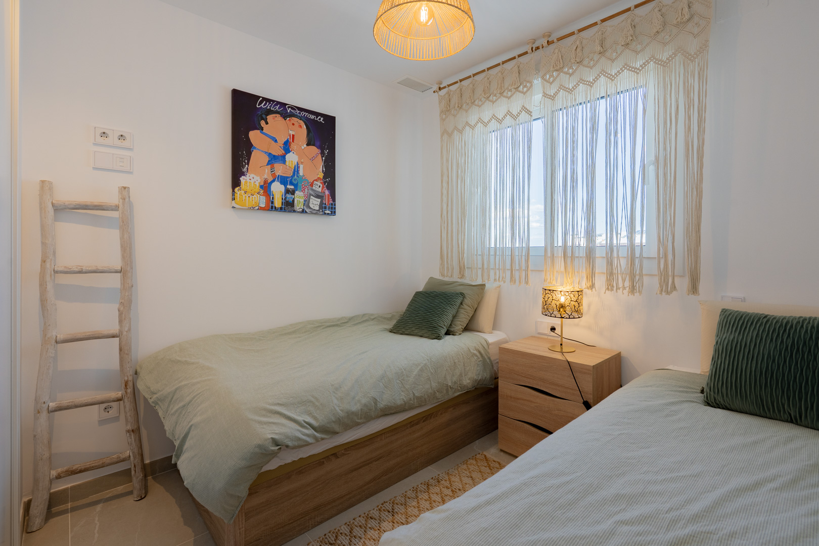 3 Bed, 2 Bath, ApartmentFor Sale, Denia, Alicante