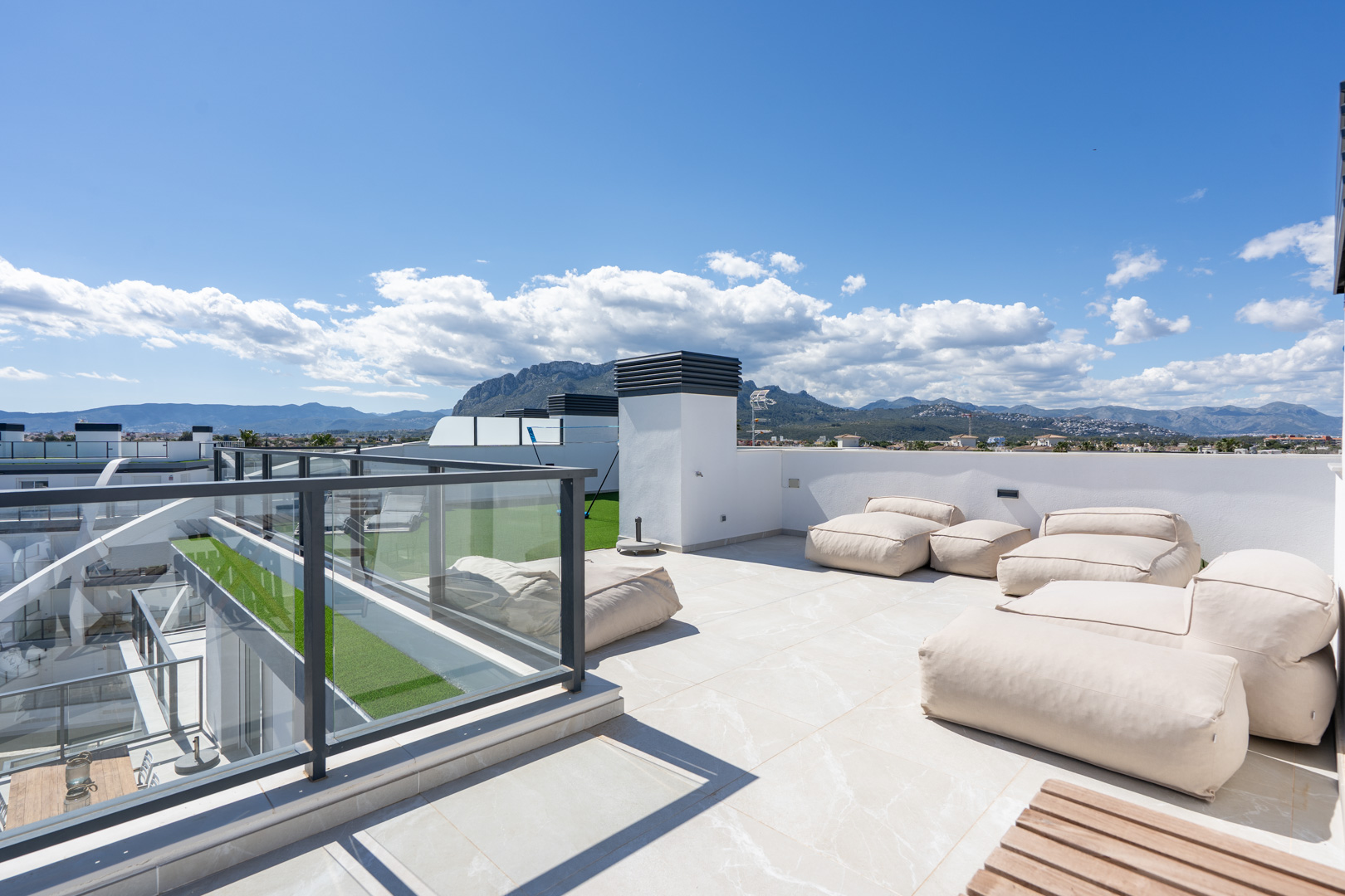 3 Bed, 2 Bath, ApartmentFor Sale, Denia, Alicante