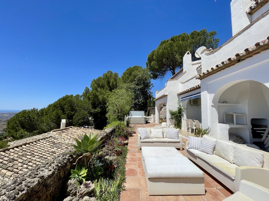 6 Bed, 4 Bath, HouseFor Sale, Mijas Pueblo, Malaga