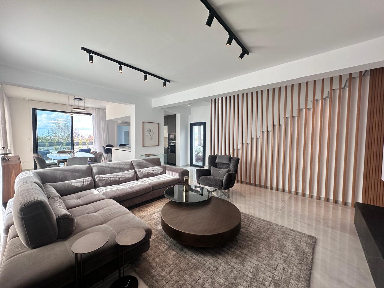 4 Bed, 3 Bath, HouseFor Sale, Paphos, Paphos