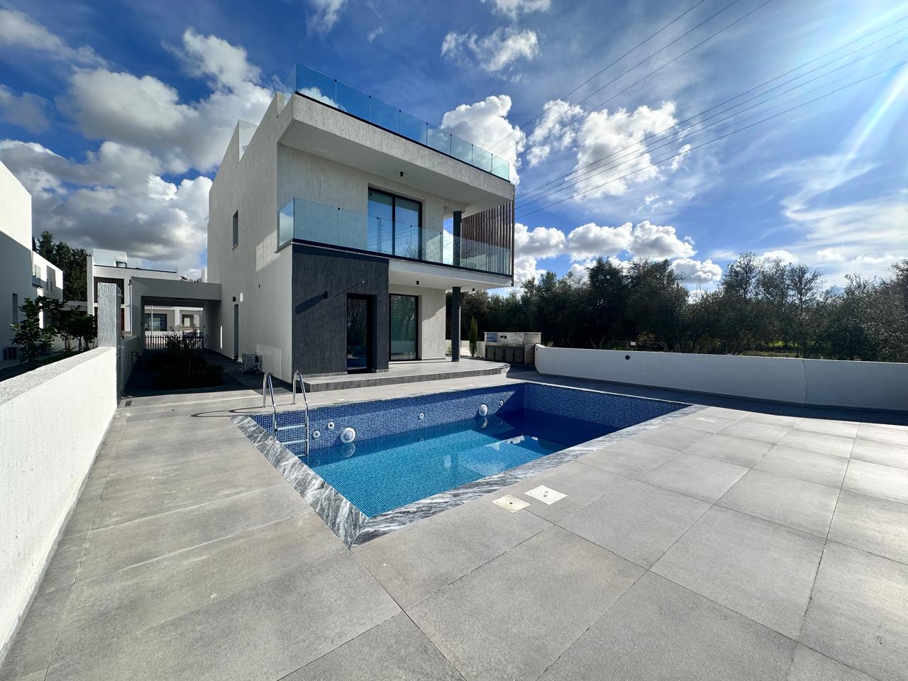 4 Bed, 3 Bath, HouseFor Sale, Paphos, Paphos