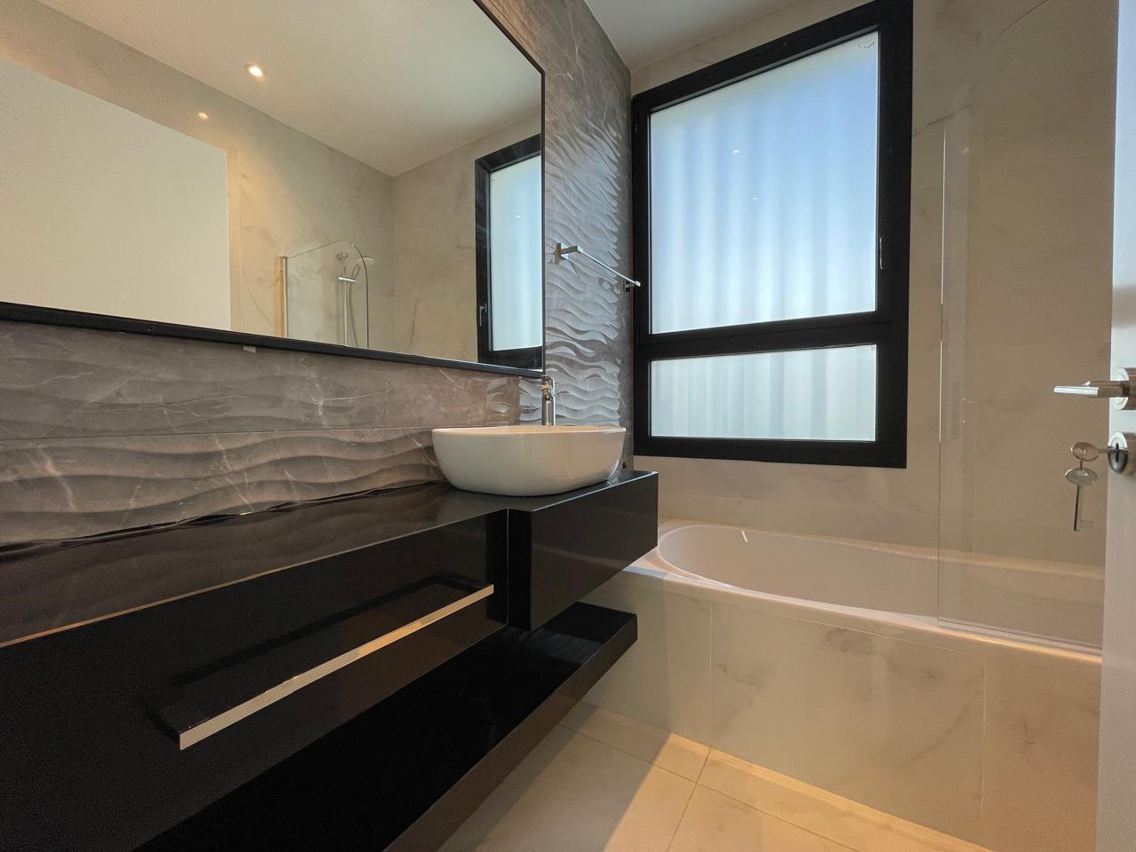 4 Bed, 3 Bath, HouseFor Sale, Paphos, Paphos