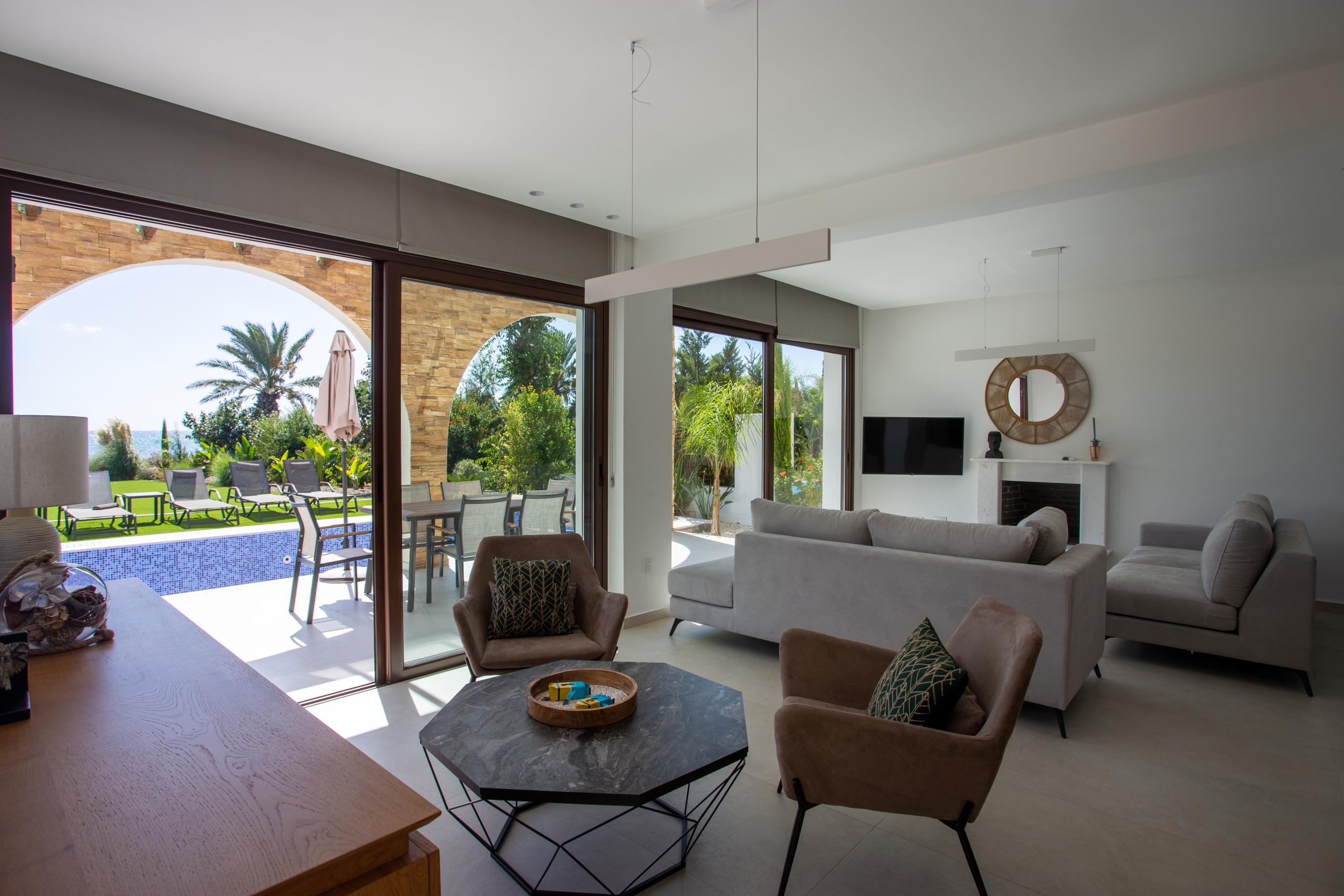 5 Bed, 4 Bath, HouseFor Sale, Famagusta, Famagusta