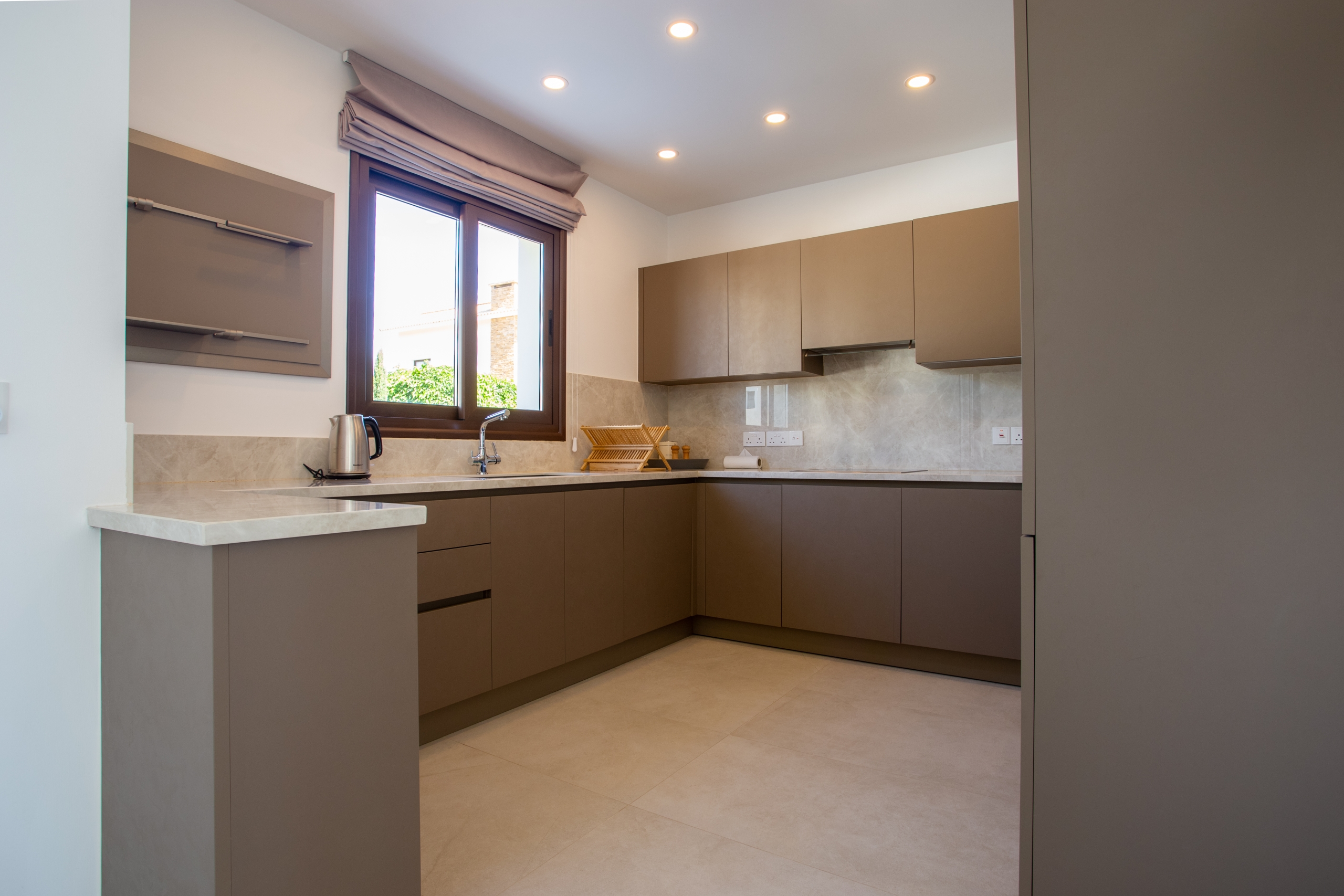 5 Bed, 4 Bath, HouseFor Sale, Famagusta, Famagusta