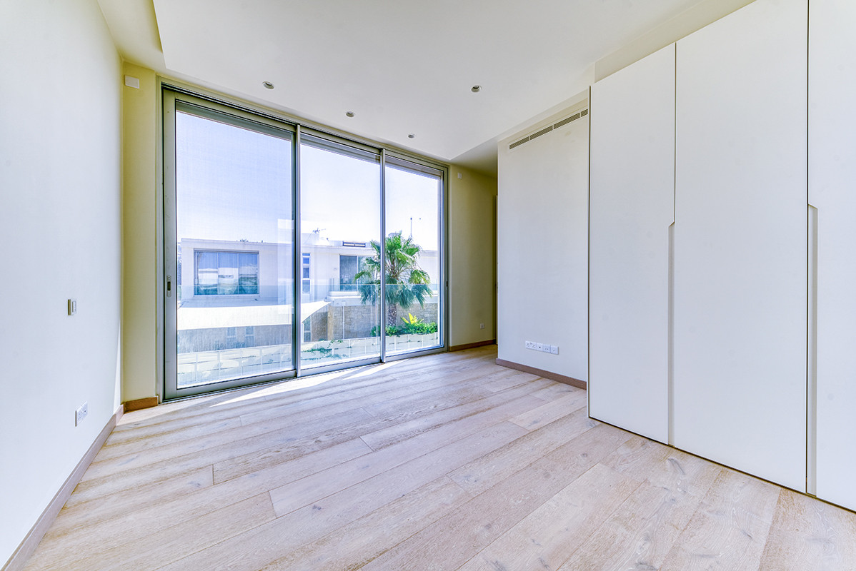 5 Bed, 5 Bath, HouseFor Sale, Coral Bay, Paphos