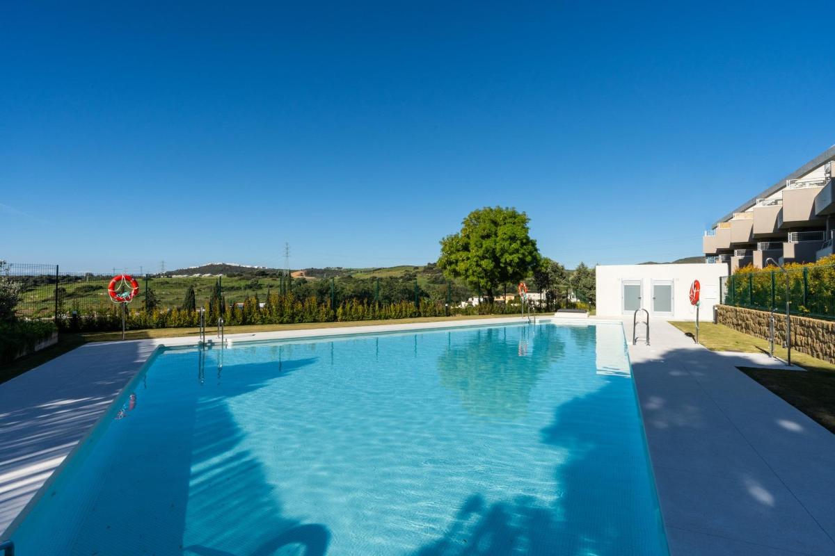 3 Bed, 2 Bath, ApartmentFor Sale, Estepona, Costa del Sol