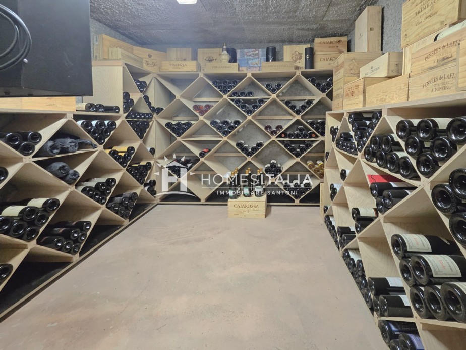 4 Bed, 2 Bath, HouseFor Sale, Riparbella, Pisa, Tuscany