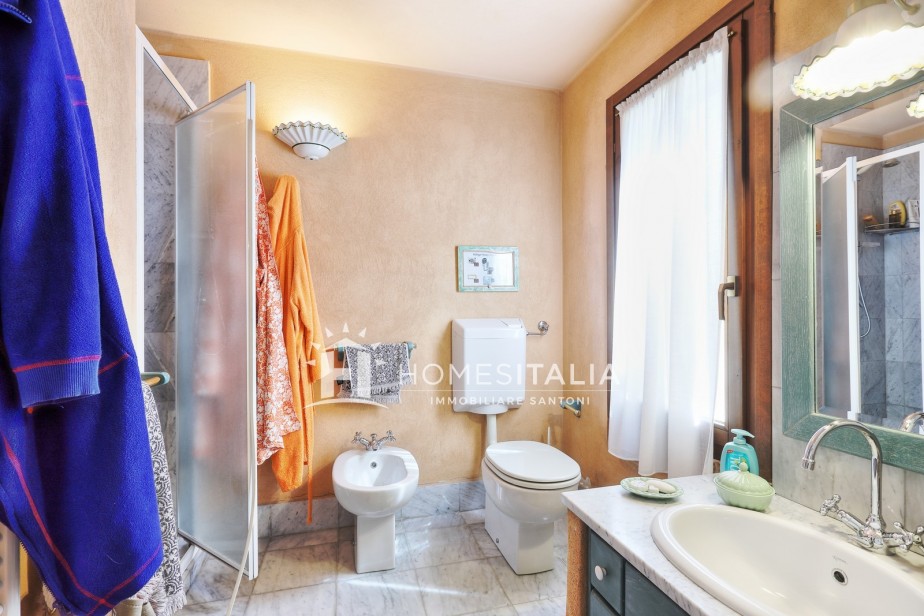 3 Bed, 4 Bath, HouseFor Sale, Sassetta, Livorno, Tuscany