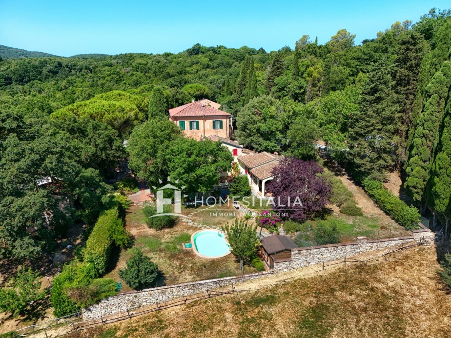 3 Bed, 4 Bath, HouseFor Sale, Sassetta, Livorno, Tuscany