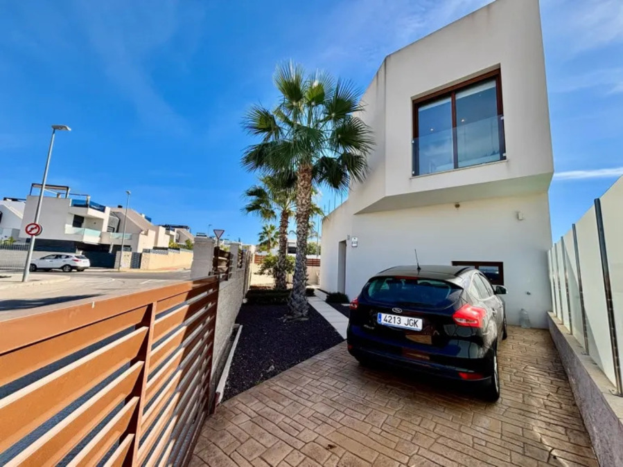 3 Bed, 3 Bath, HouseFor Sale, Benijofar, Alicante