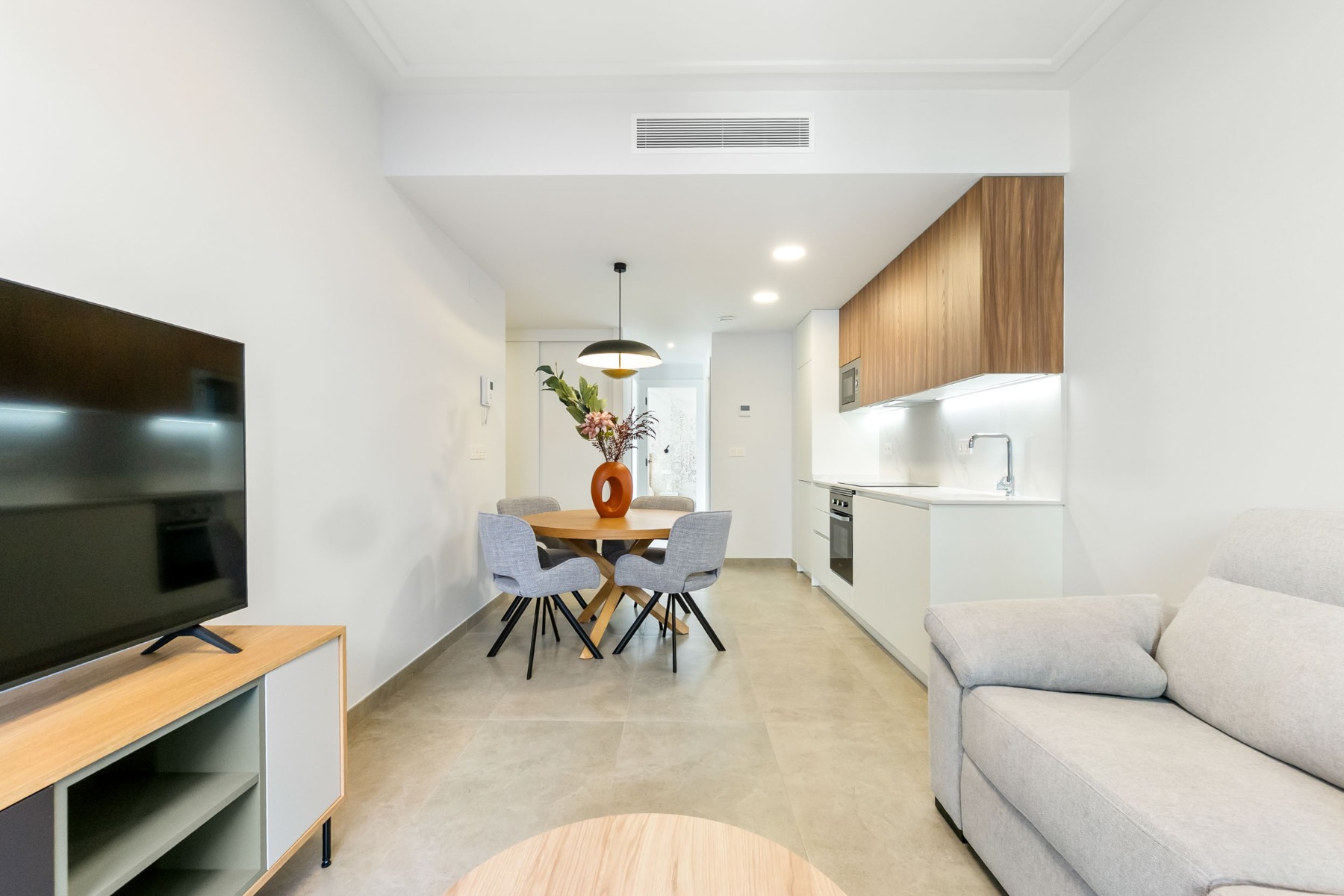 2 Bed, 2 Bath, ApartmentFor Sale, Torrevieja, Alicante