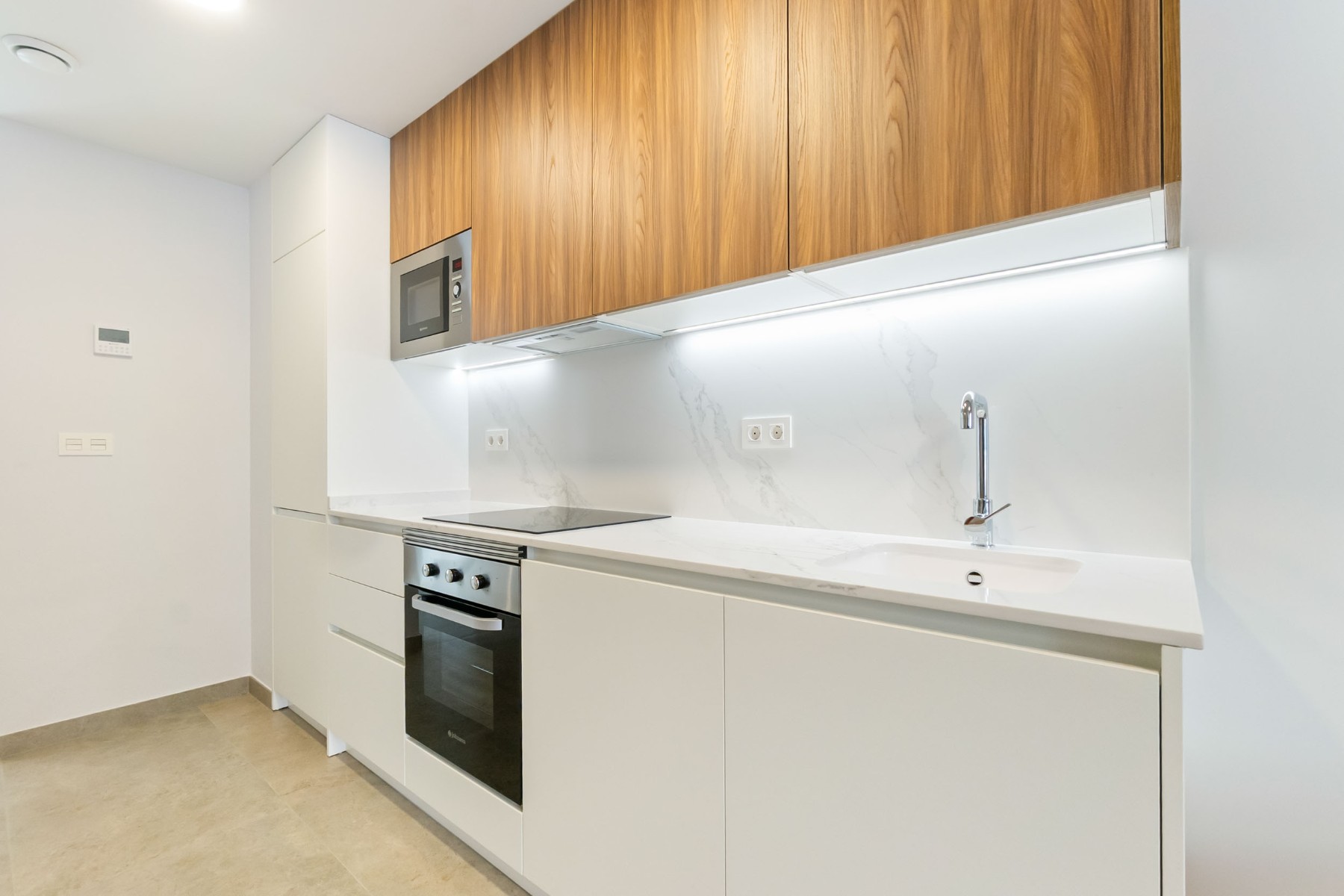 2 Bed, 2 Bath, ApartmentFor Sale, Torrevieja, Alicante