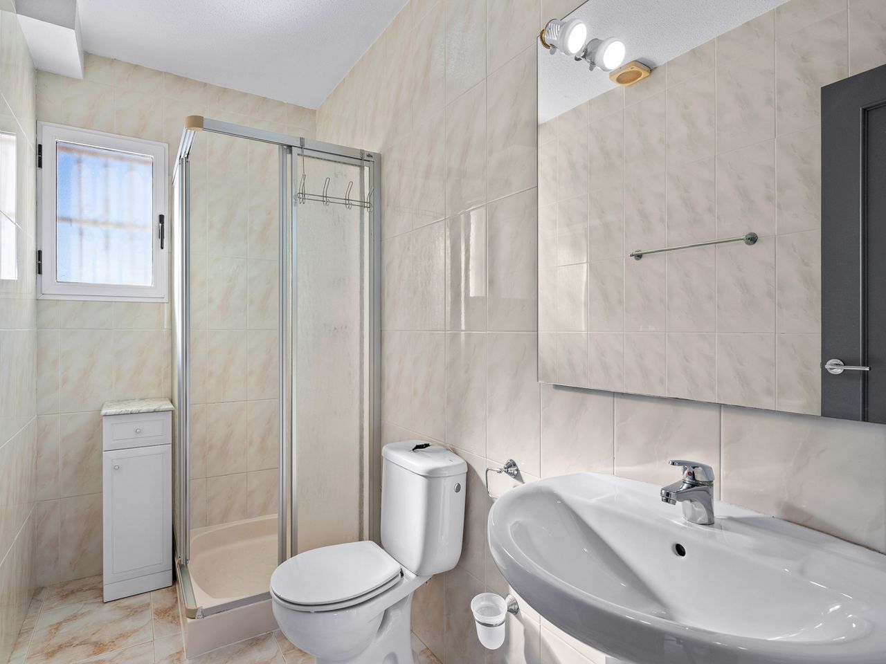 2 Bed, 2 Bath, HouseFor Sale, Benijofar, Alicante