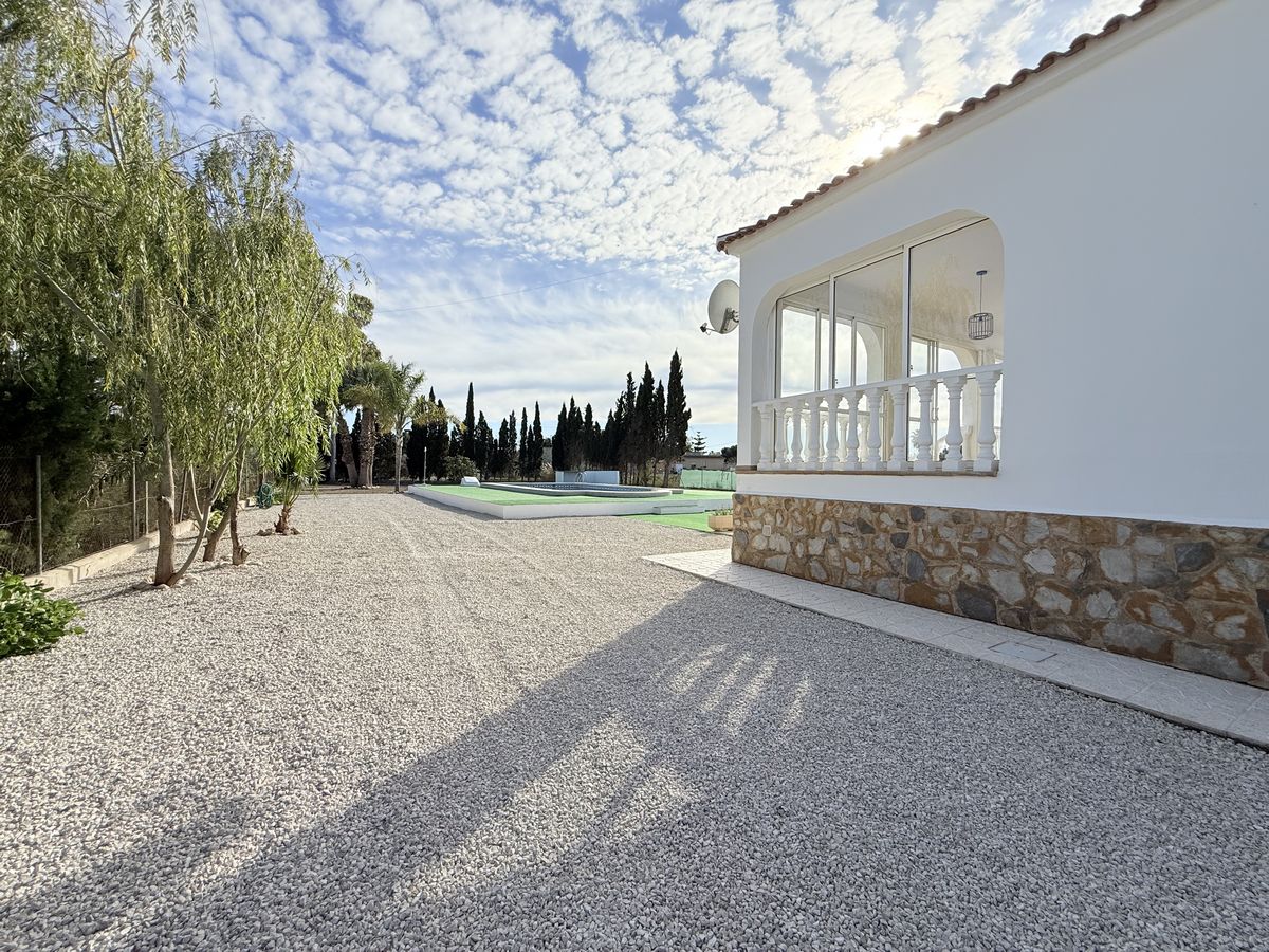 3 Bed, 2 Bath, HouseFor Sale, Dolores, Alicante