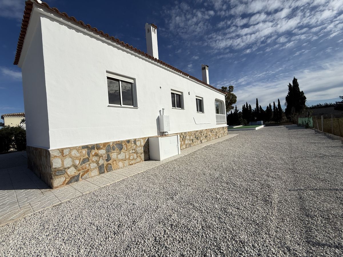 3 Bed, 2 Bath, HouseFor Sale, Dolores, Alicante