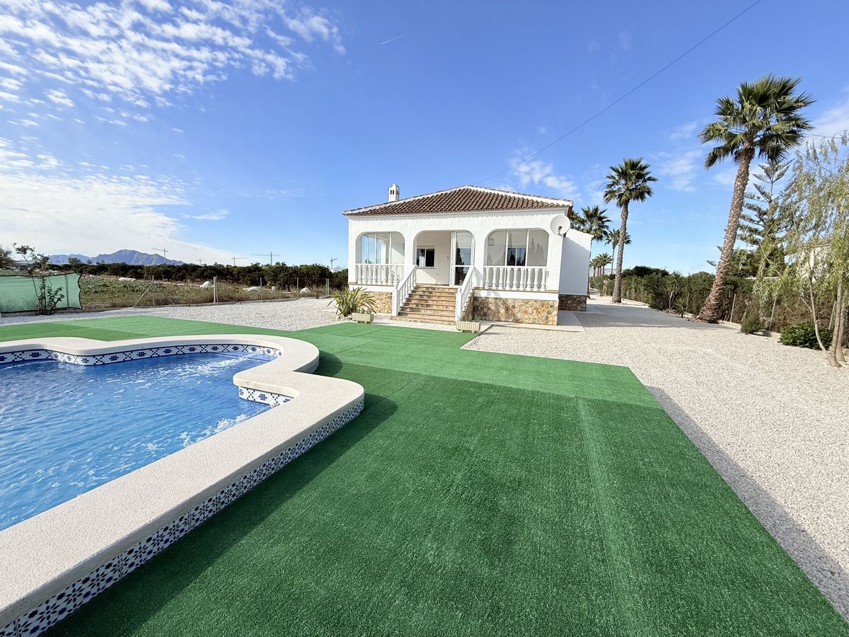 3 Bed, 2 Bath, HouseFor Sale, Dolores, Alicante