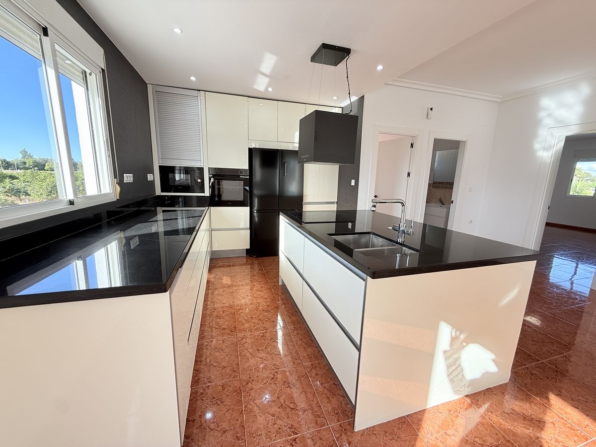 3 Bed, 2 Bath, HouseFor Sale, Dolores, Alicante