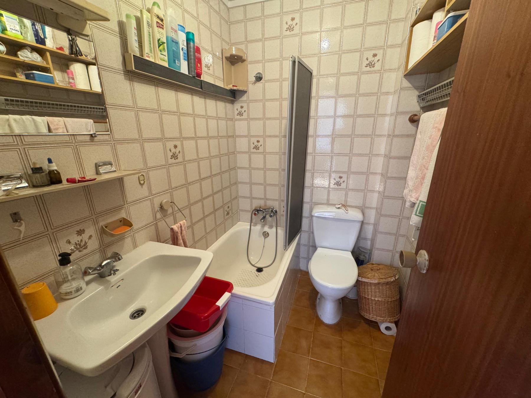 2 Bed, 1 Bath, HouseFor Sale, Torrevieja, Alicante